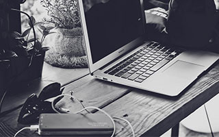 意甲媒体透露：萨勒马克尔斯和埃斯图皮尼安国际比赛日期间受伤，米兰下周对阵佛罗伦萨恐缺阵