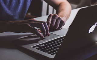 1球惊醒！曼城最大隐患曝光，瓜帅战术遭完爆暗藏危机